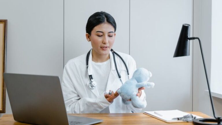 産業医の選任義務とは？従業員50人以上の企業が知っておくべき基礎知識